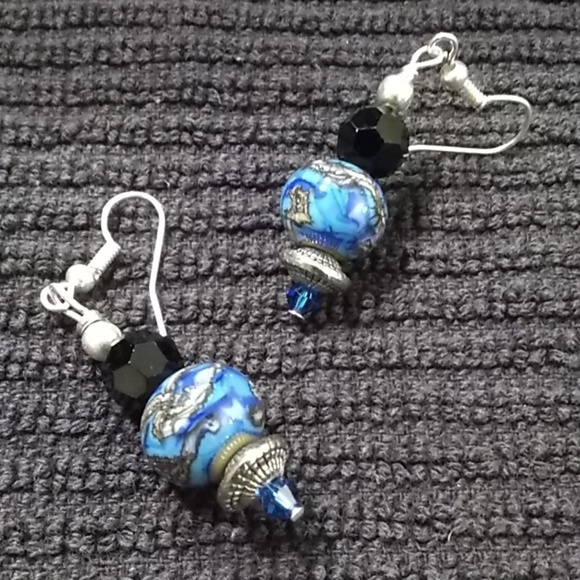 Jewels Tulle and Spools Jewelry - Blue & Black lampwork earrings JTS17